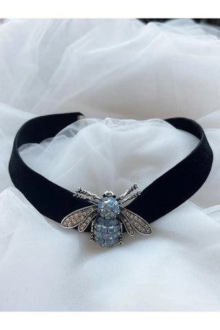 Mavi Taşlı Arı Choker Kolye